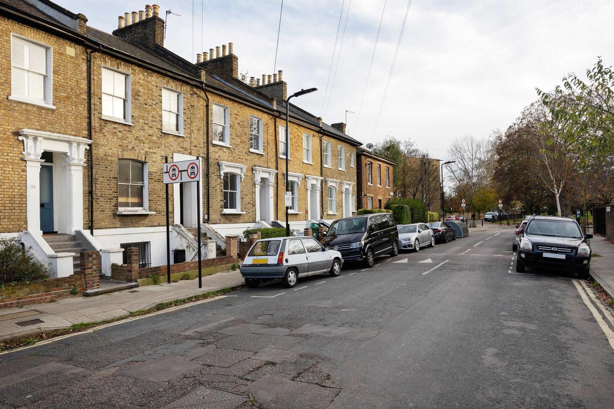 Veeve - The Fields Family Retreat Holiday home London
